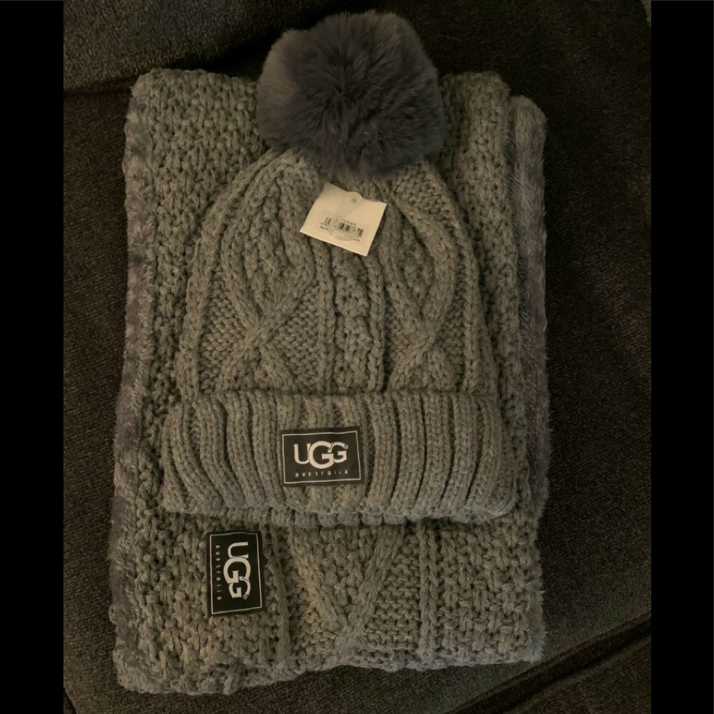 UGG HAT Scarf
